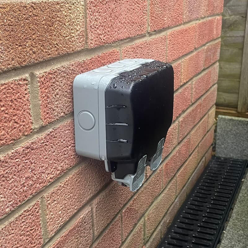 Additional Outside Socket